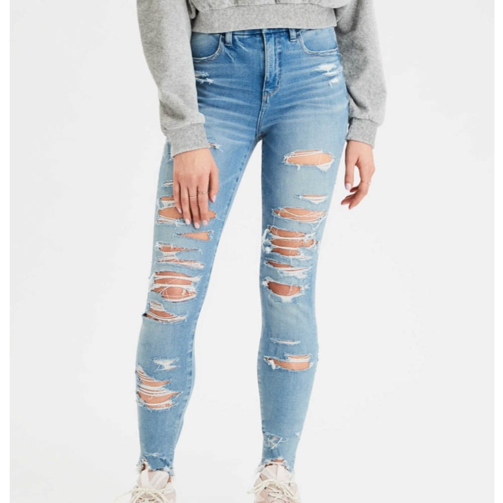 Ripped Skinny Jeans